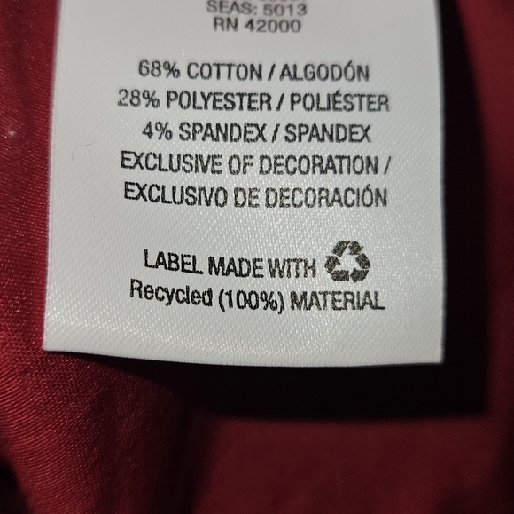 Basic Editions Red Button up Blouse - Picture 6 of 6